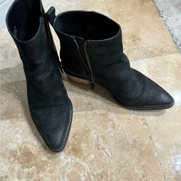 Cole Haan Reilly Black Nubuck Leather Booties Size 6.5 - Picture 4 of 8